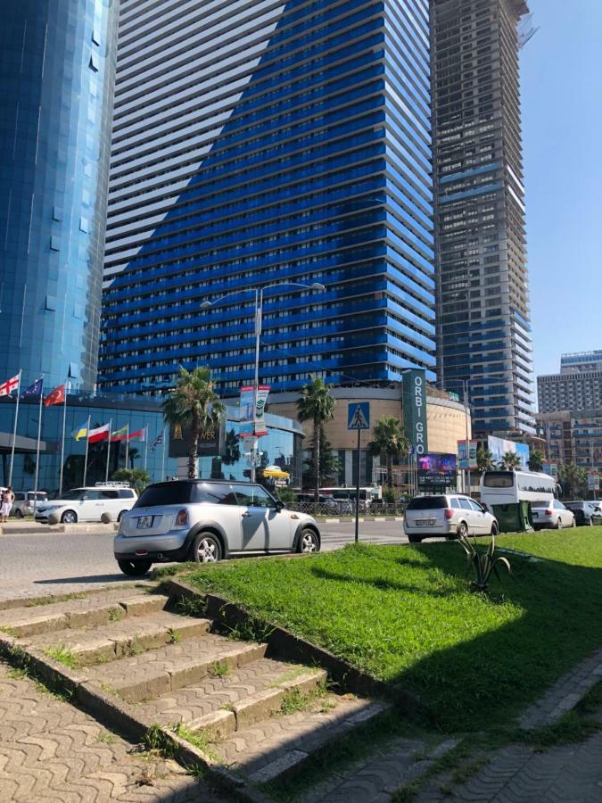Batumius Apartments Bagian luar foto