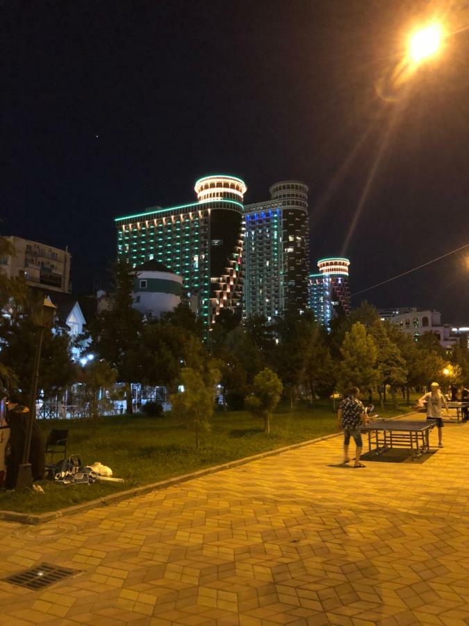 Batumius Apartments Bagian luar foto